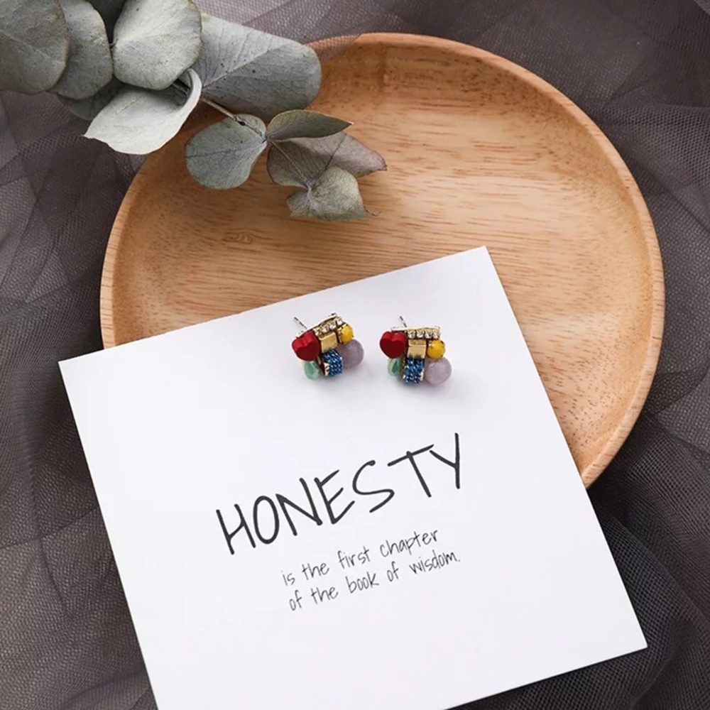 Funcy stud earrings